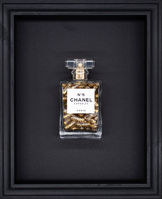 Chanel No5 Fashion Faux Glitter Floral Perfume Bottle Art Picture